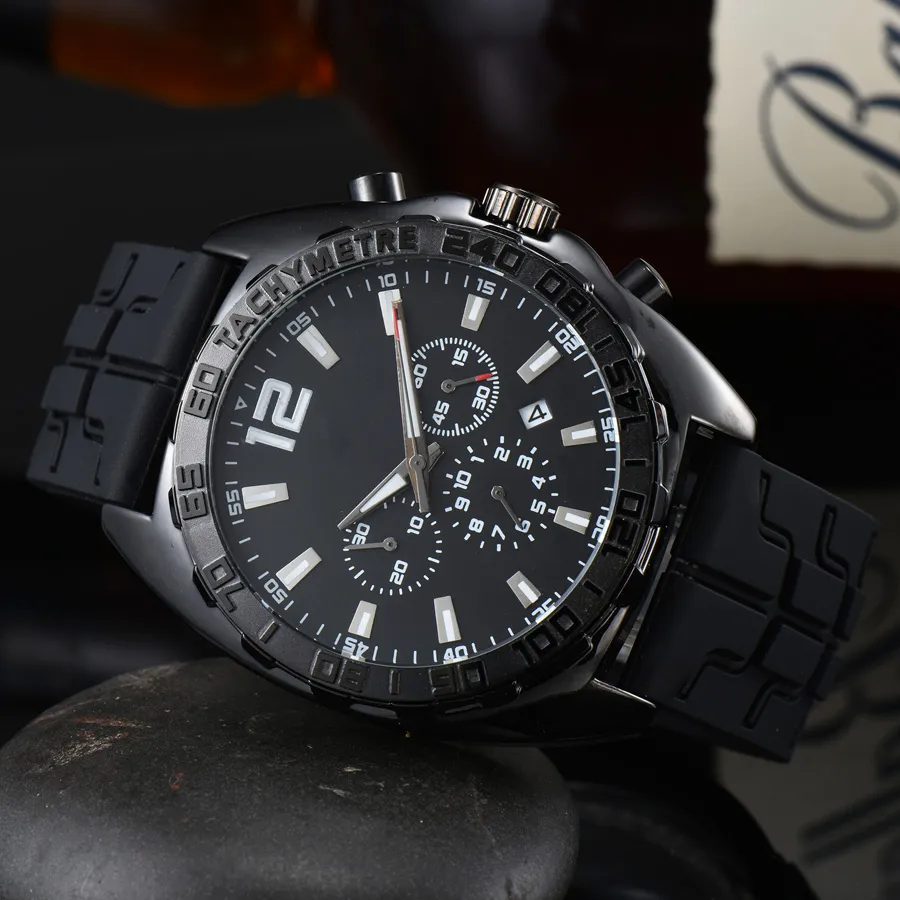 Brand nadgarstka obserwuje mężczyzn Casual Sport Style Luxury All Dials Working Rubber Steel Band z kwarcowym zegarkiem TA95