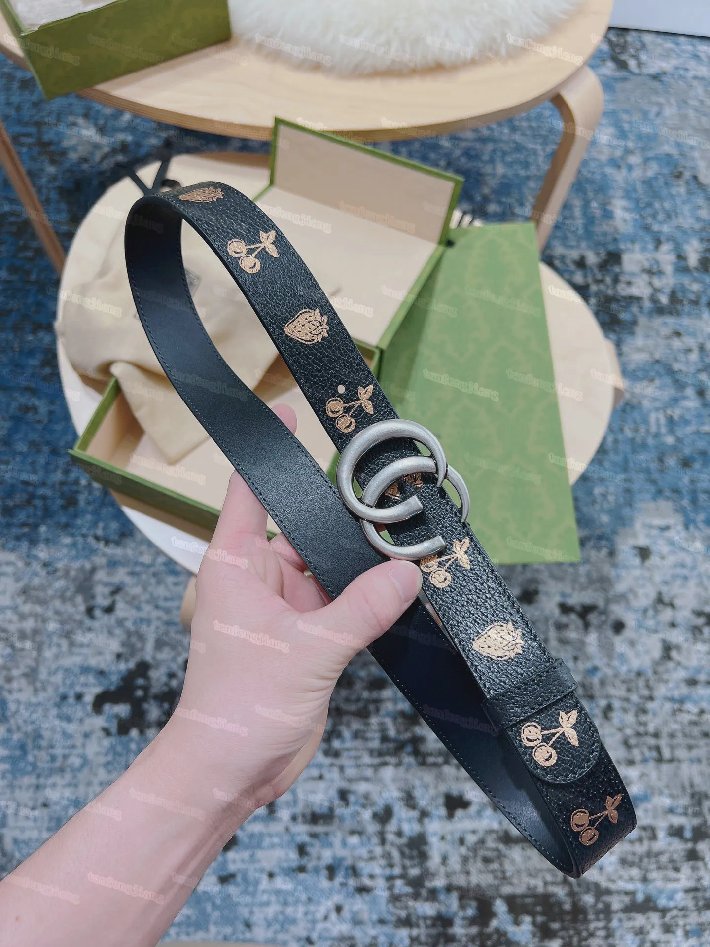 Brand new Authentic Gucci pink Bar”bee”-Hard to find color- bee belt How to Replace Pearls from Gucci Belt | TikTok main image 2