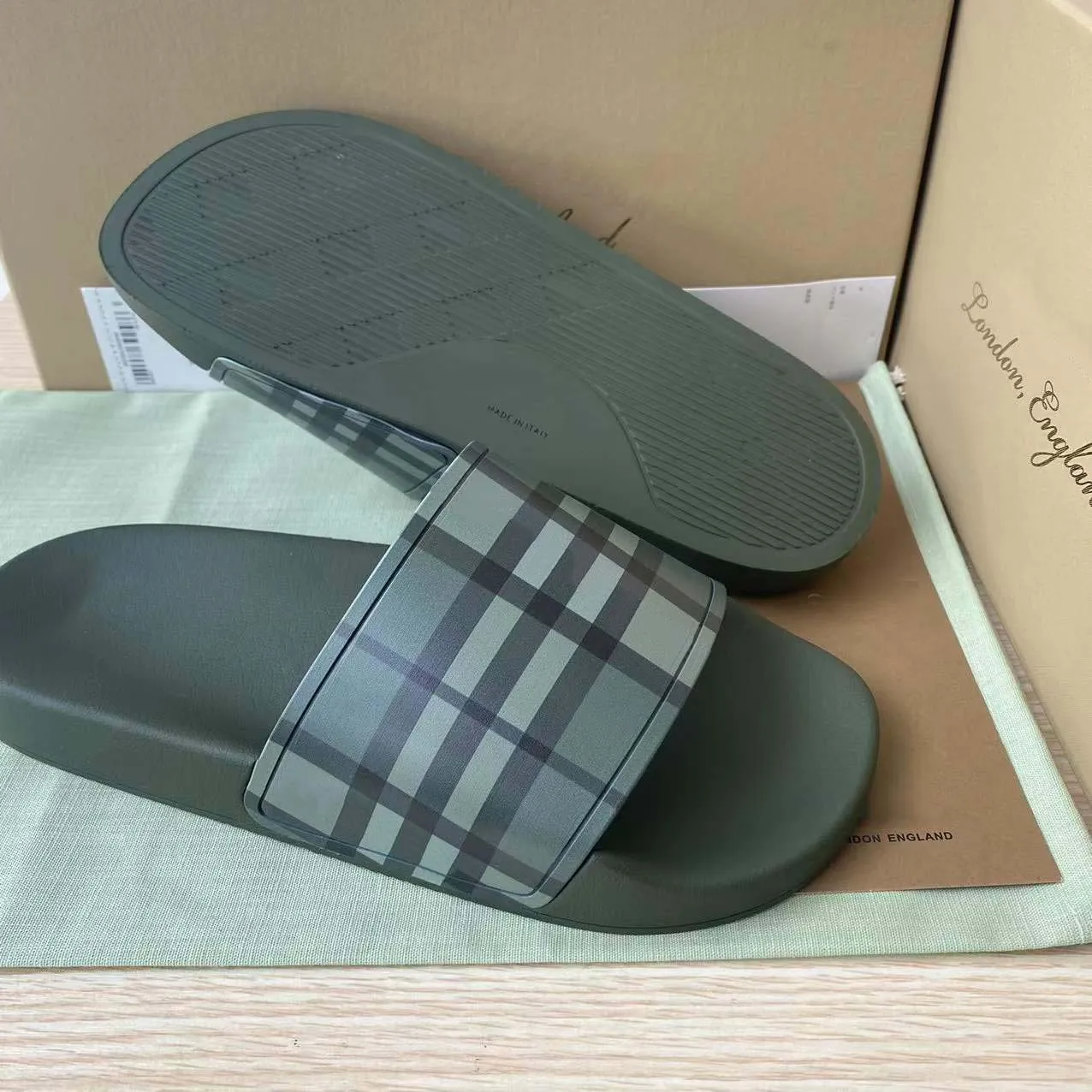 Designer Slipper Luxury Men Women Sandals Brand Slides Fashion F F