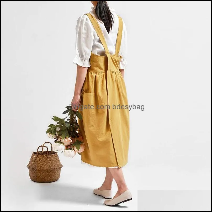 literary  simple nordic cotton and linen home aprons baking female gardening kitchen cooking overalls