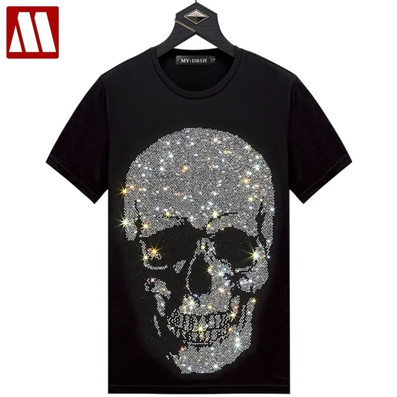 Casual Skulls T-shirt Femmes Été Manches courtes Tops Lady Mode Streetwear Slim Coton T-shirts Plus Taille S-5XL 220321