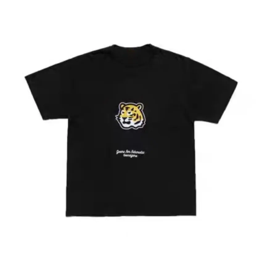 22SS Adolescent Dessin Animé Tête De Tigre Lettre Imprimé Tee Été Hommes Femmes Couples Classique Haut De Gamme À Manches Courtes Casual Populaire Respirant Rue T-shirts TJAMTX026