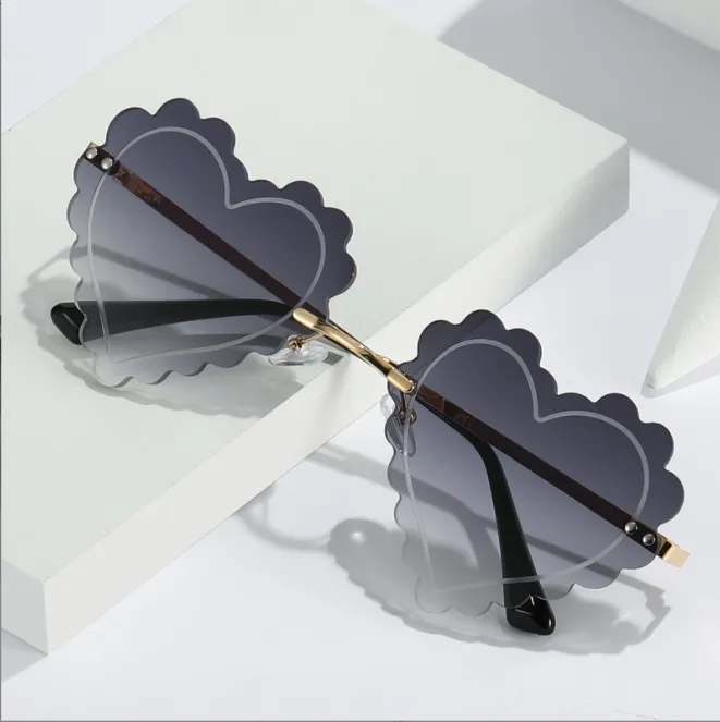 Mode Herz Form Sonnenbrille Randlose Blume Gläser Frauen Großhandel Marke Design Metall Rahmen Candy Farbverlauf Trend Gläser
