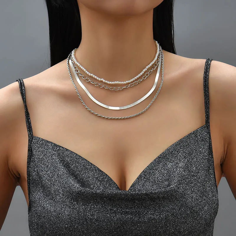 2022 Trendy Female Gold Color Metal Chain Layered Necklaces For Women Bohemian Fashion Simple White Pearl Necklace Party Jewelry