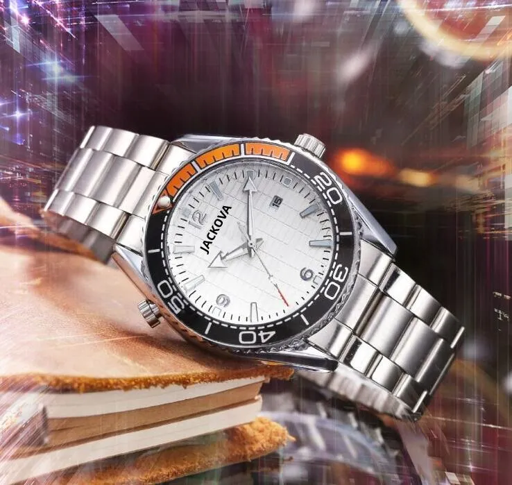 Top Brand Quartz Fashion Mens Orologio per uomini orologi da 40 mm Auto Date Skeleton Designer Watch Wholesale Male Reghi