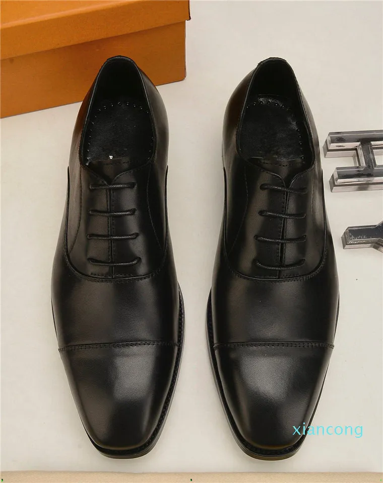 Tamanho 6-11 Designer artesanal Mens Wingtip Sapatos Oxford Sapatos de couro genuíno de couro genuíno Sapatos masculinos 2022