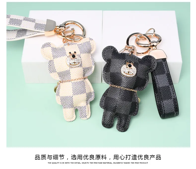 Fashion NeyChain Cute Bear Print Pattern Pu Leather Keychains biltillbehör Key Ring Lanyard Key Wallet Chain Rope Chain Set251V