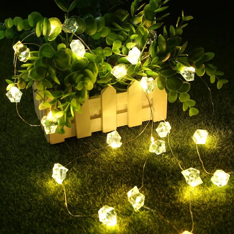 Strängar 20 LED Diamond String Lights Christmas Wedding Party Decoration Garden Yard Street Fairy Garland Light Battery Powereded