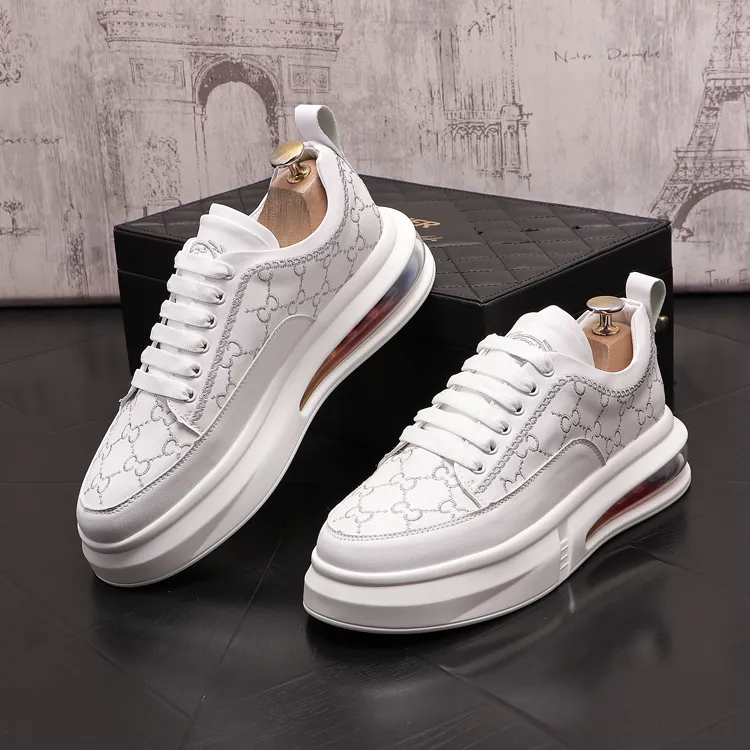 New fashion white shoes top
