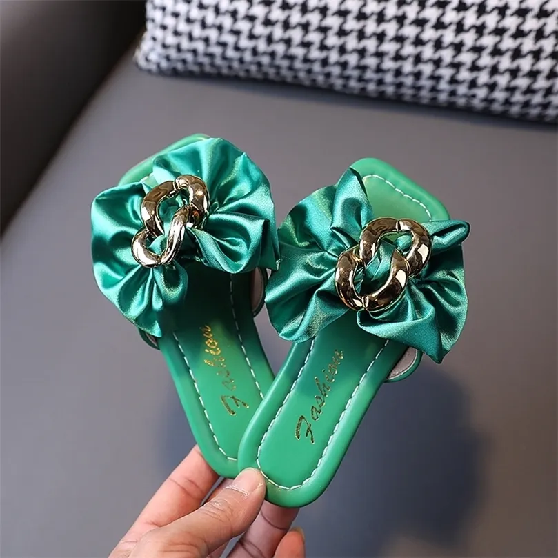 Girls Satin Bow Kids Versatile Slippers Summer Green Simple Korean Kids Fashion Flatbottomed Flipflops Beach Shoes 220621