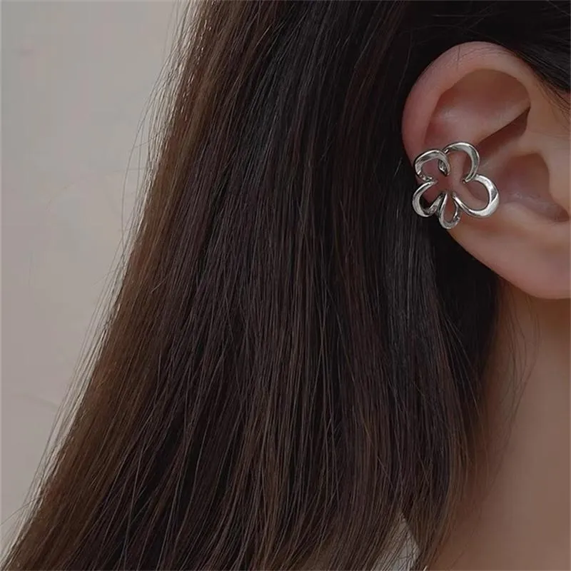 Clip-on & Screw Back Korean Fairy Clip Earrings For Women Goth Irregular Flower Metal Ear Cuffs Unusual Design No Piercing Aesthetic Jewelry