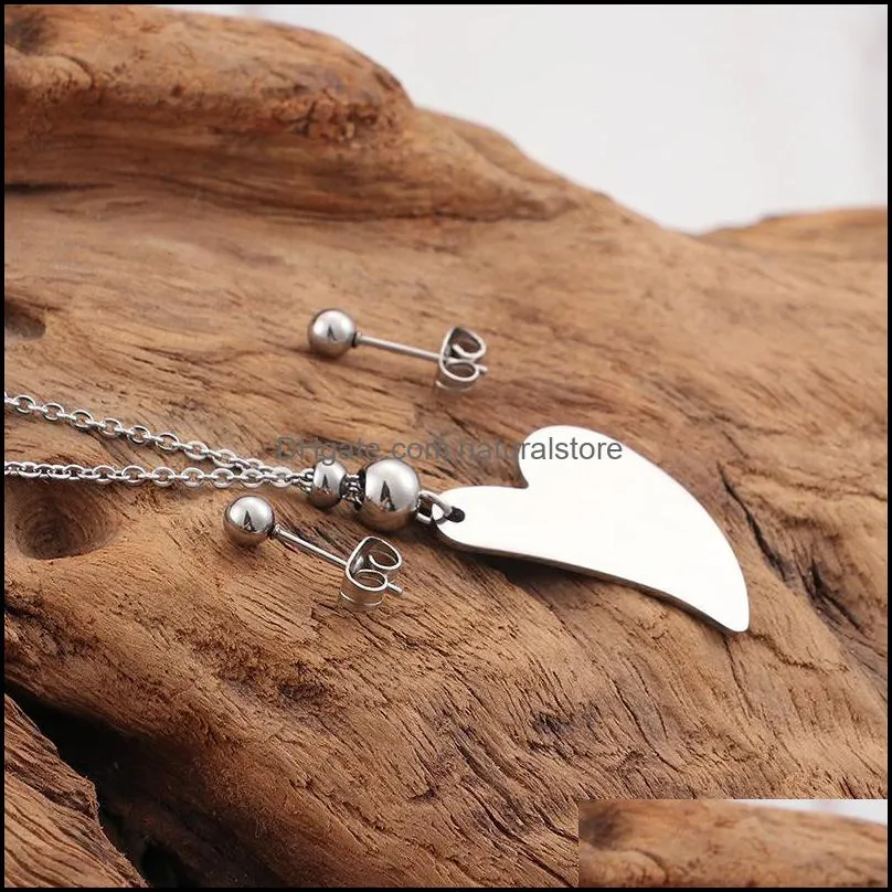 Pendant Necklaces Fashion Silver Color Steel Women Men Round Necklace Earrings Sets Jewelry GiftPendant