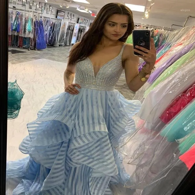 Party Dresses Stripe Prom Dress 2022 Ball Gown Ruffle kjol Vestidos de Fiesta Largos Elegantes Gala Blue Long Homecoming V Neck