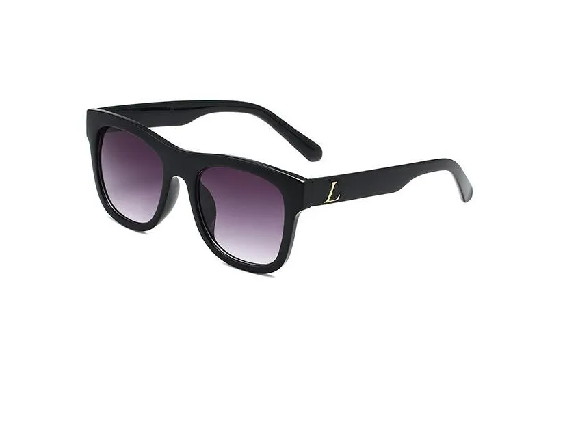 8896 Gafas de sol de diseño de lujo Hombre de cristal Gafas de sol al aire libre Marco de metal moda clásica Señora gafas de sol espejo mujer con caja