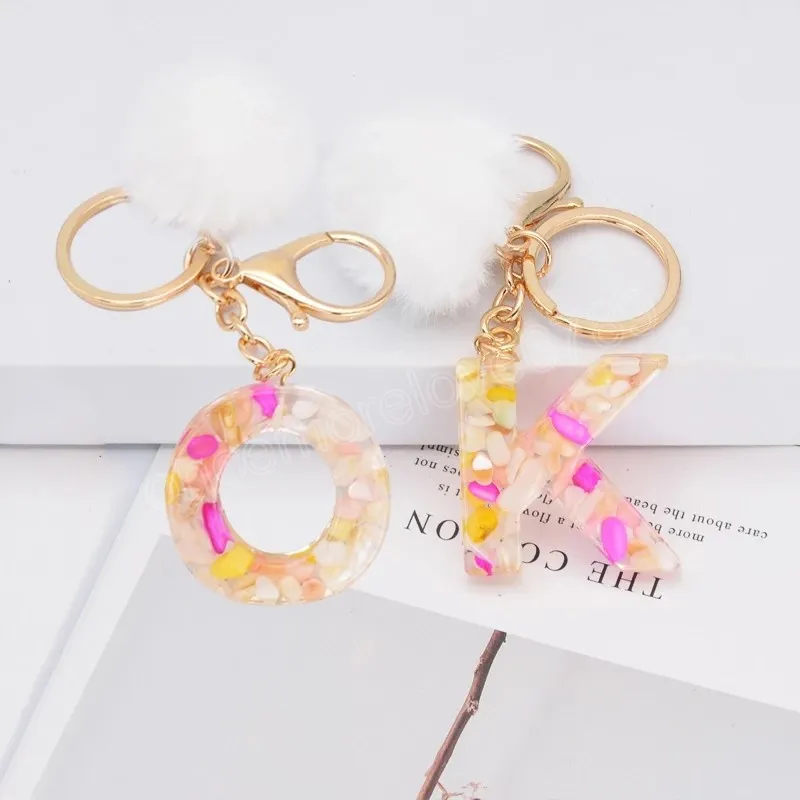 Trendy letters Key Chain White Pompom Faux Rabbit Fur Ball Key Rings For Women Girl Fashion Charms Bag Pendant Sieraden Geschenken