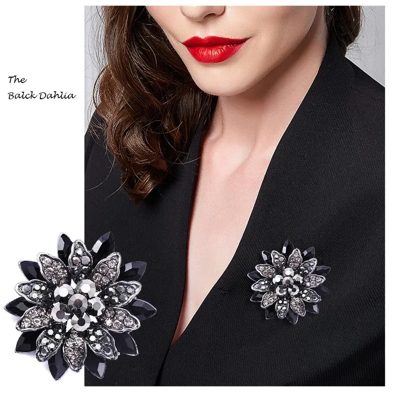 Pendentif Colliers Morkopela Le Dahlia Noir Collier Vintage Fleur Pins Pour Femmes Banquet Cristal BijouxPendentif