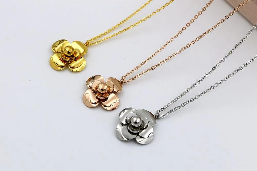 Pendant Necklaces Fashion Luxury Stainless Steel Camellia Flower Necklace Love Women Party Birthday GiftPendant