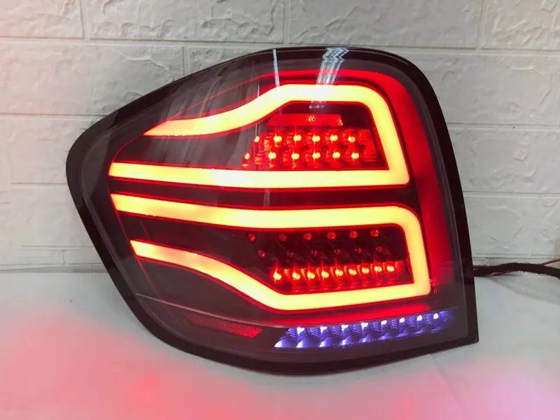Left Door Mirror Turn Signal Light 1649061300 For Mercedes W164 ML350 2008-2014 Left Door Mirror Turn Signal Light 1649061300 For Mercedes W164 ML350 2008-2014