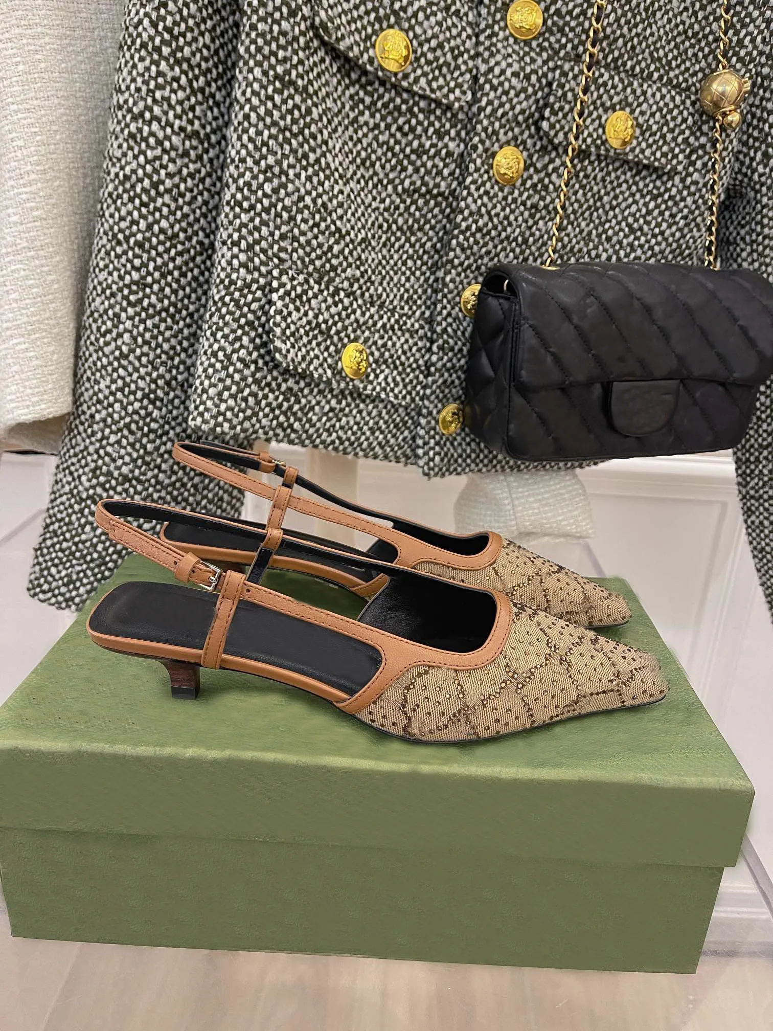 Designer Women Pump Sandals Slingback Crocodile Slides Pantoufles Lady Outdoor Sandales à talons hauts