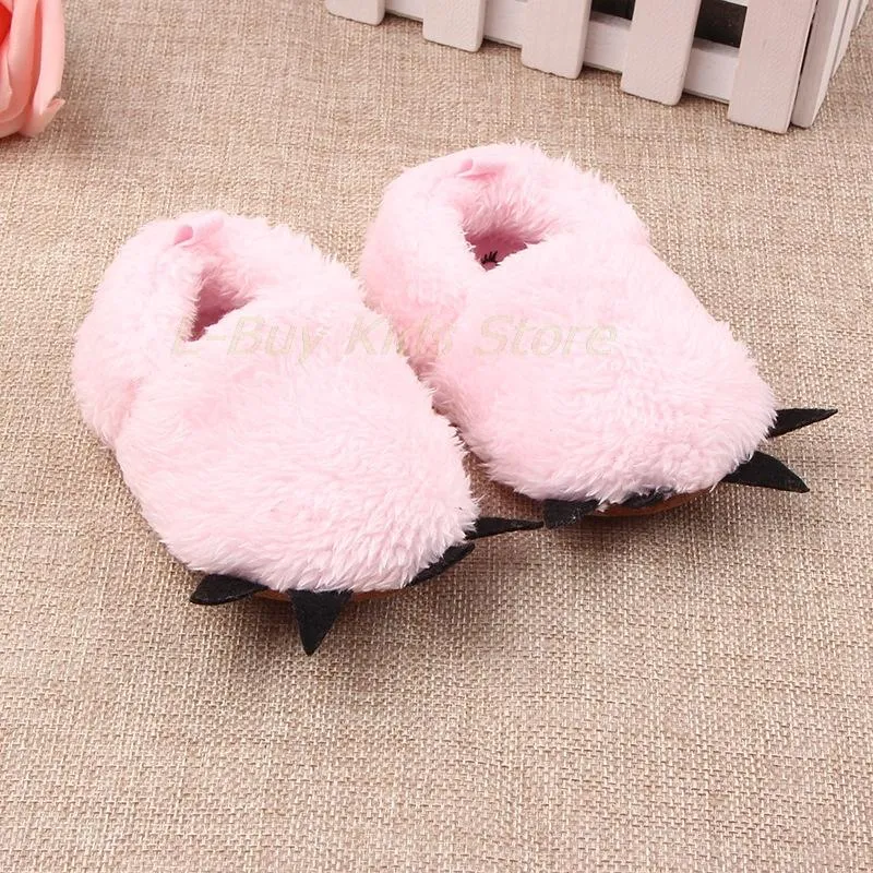 Atletyczne na świeżym powietrzu dziewczynki różowe pluszowe kapcie domowe miękkie łapy zwierzęce buty puszyste w pomieszczeniach urodzony chłopiec obuwia.