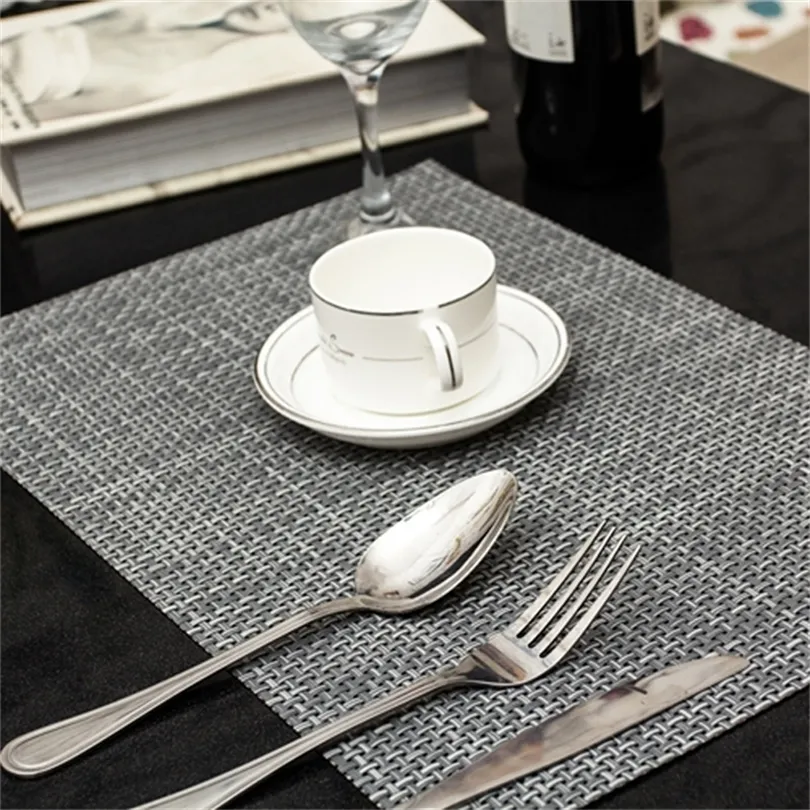 4 Pcs/lot weave Placemat fashion pvc dining table mat disc pads bowl pad coasters waterproof table cloth pad slip-resistant pad T200415