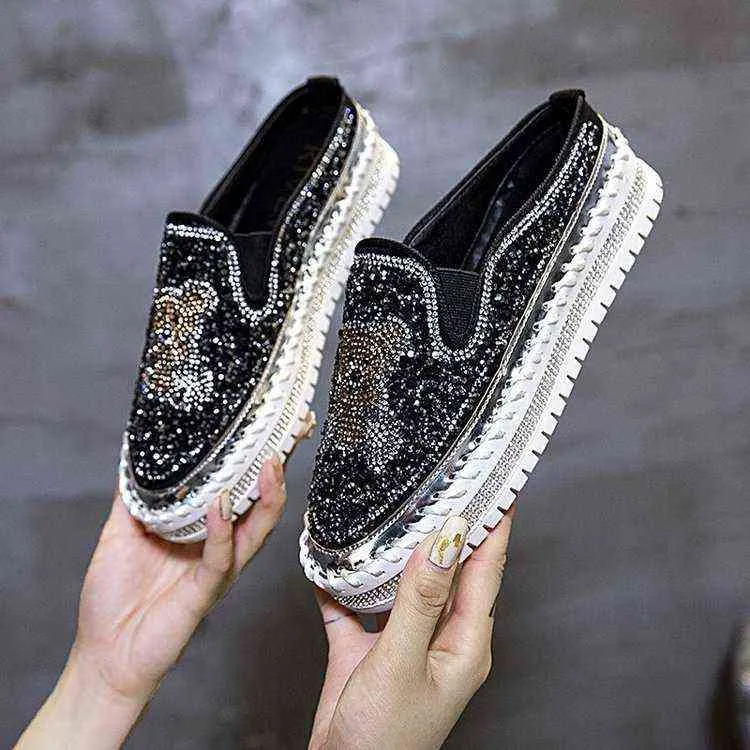 Slippers Shoes Woman Loafers House Platform Pantofle Med Cover Toe Glitter Slides Fashion New Soft Flat Jelly Luxury Pu Rub 220329