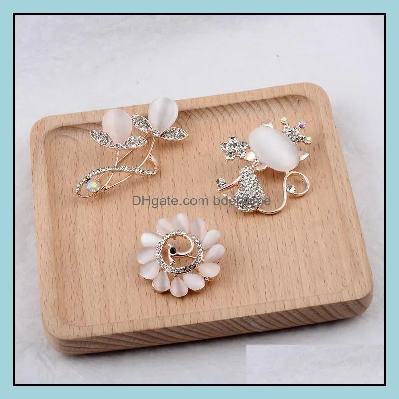 CR Jewelry New European version of opal brooch popular Lily pin female fashion creative clothing accessories manufacturers wholesale