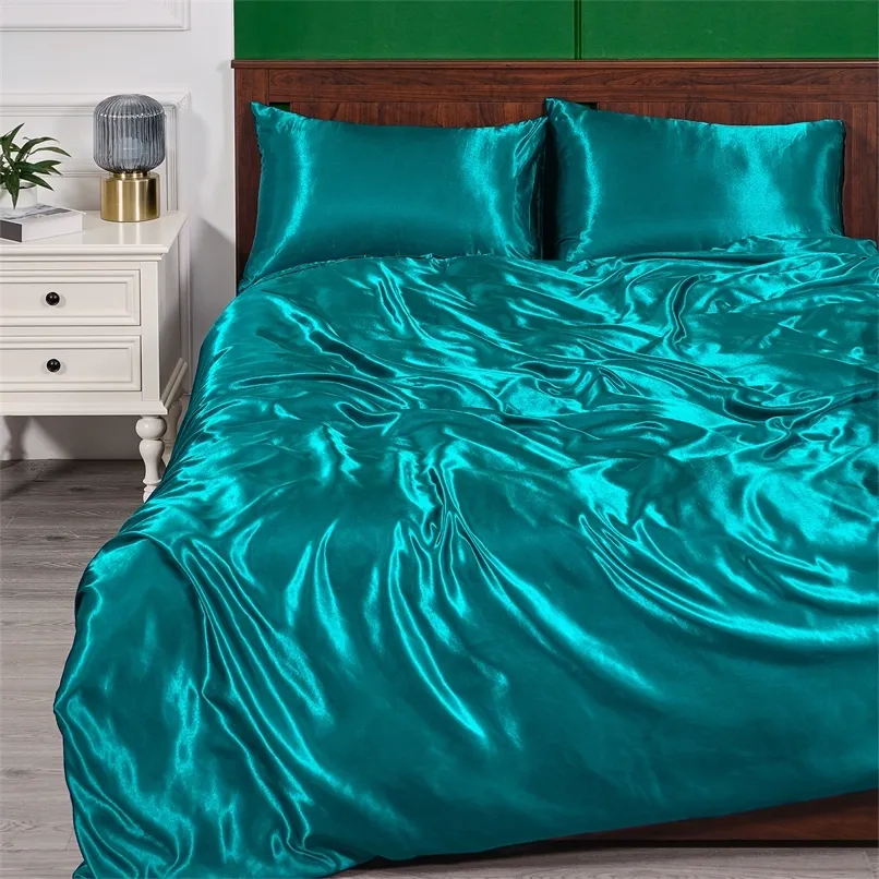 Lyxbäddar Solid Color Bed S Imitation Silk Däcke Soft Single Queen King Size Quilt Cover Set 220616