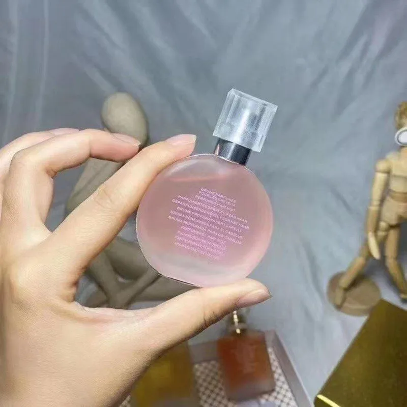 Les paires charmantes ont la chance NON. kit de parfums pour femme miss festival cadeau parfum 4pcs set bouteille en verre dépoli livraison rapide