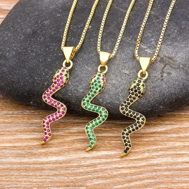 Pendant Necklaces Design Red/Black/Green Colors Chain Snake Necklace Wholesale Cubic Zirconia Animal Party Year GiftsPendant NecklacesPendan