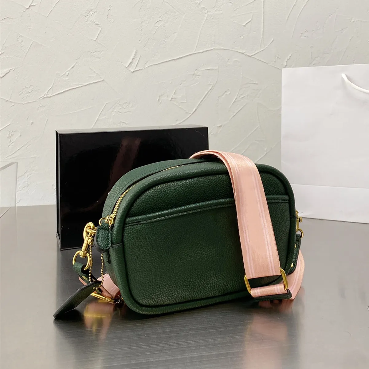 Borsa per fotocamera Ultima borsa a tracolla a spalla singola colore solido piccolo modello multiuso portatile alla moda e versatile indipendentemente dall'età