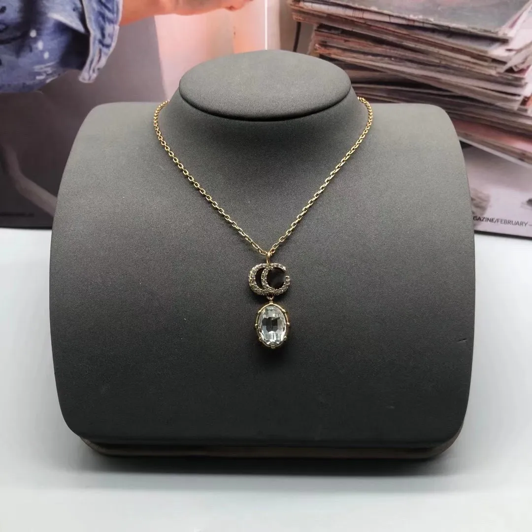 Подвесное ожерелье Женское роскошное ретро -ретро -модное друг друга Подарки подвеска2