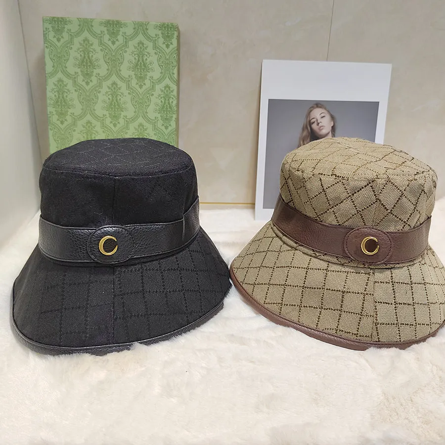 Mode Bucket Hat Brev Hattar Keps Kepsar för Man Kvinna Platt Design Hög kvalitet 2 Färg