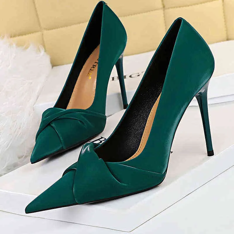 Elegant Bow High Heels Designer Pumps for Women, Sexy Party