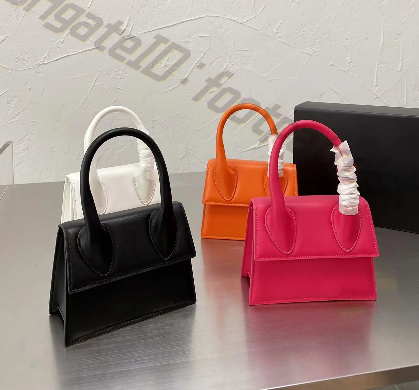 Klassieke ontwerper Simple Plain Letter Women Casual Tote Fashion Bags Plain Lederen Interieur Zipper Pocket Medium HASP 2022 Handtassen