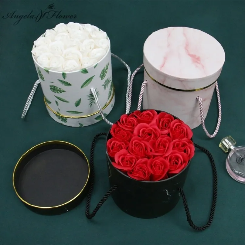 Fresh Soap Flower With Round Portable Cylindrical Hug Bucket Set Valentine's Day Gift Box Florist Supply Party Wedding Home Deco 220406