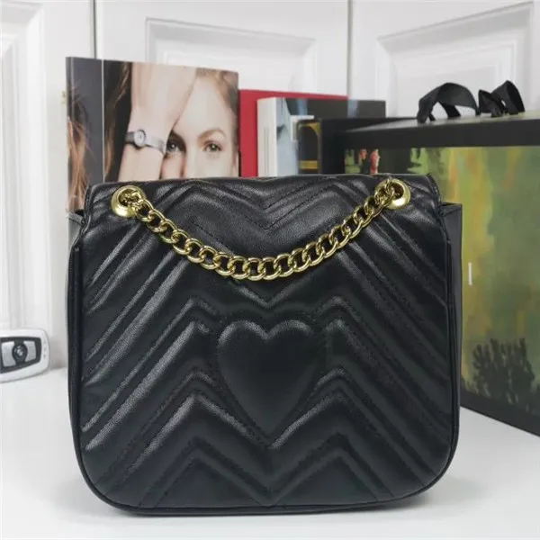 2022 Diseñador clásico 2G Tag Top Calidad Chica Amantes Forma de corazón Hombro Mujeres Bolsas de moda de lujo Bolsa de maquillaje Bolsos Monedero