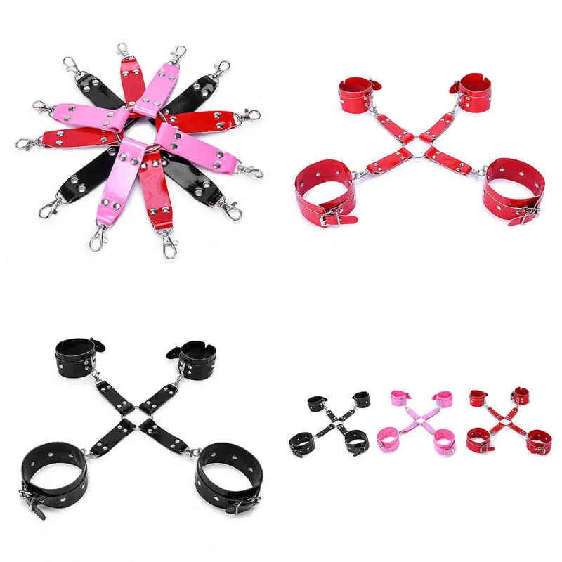 Nxy Sm Bondage Bdsm Set Menottes Sexy Jouets pour Couples Jeux Couple Érotique Menottes Sex Accessoires Kit Sexuel Corde Sm Produits 220426