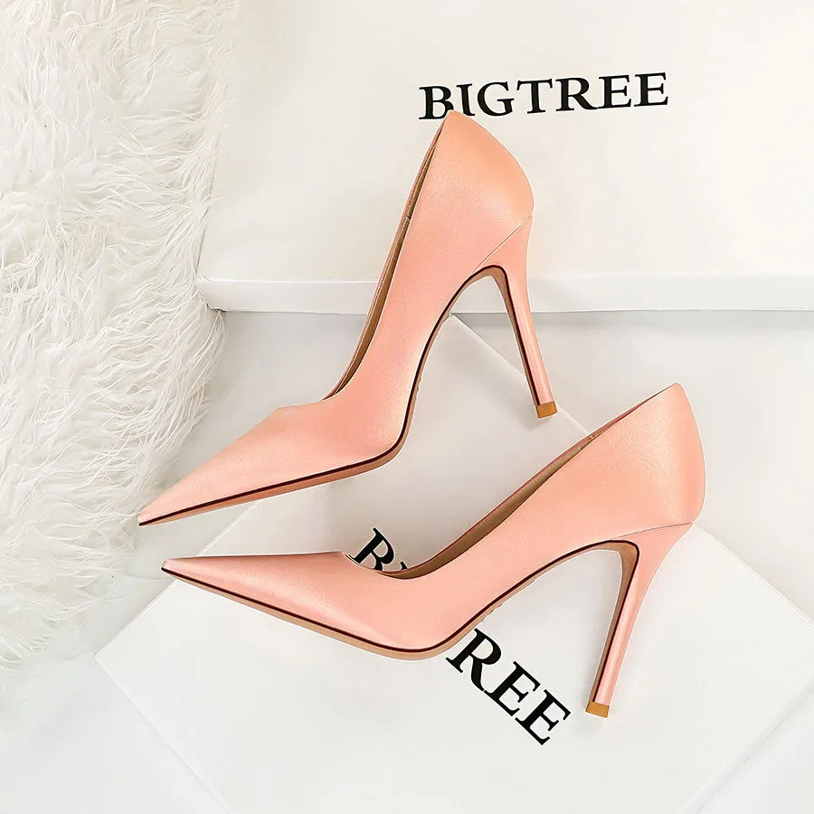 2022 Women Fashion High Heel Design Dress Shoes Girls Sexy Soft