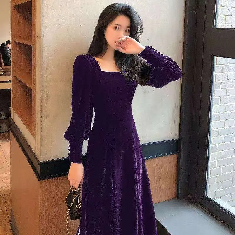 French Retro Gold Velvet long sleeve Velvet dress for Women - Square Collar Waist, Knee-Length for Autumn and Winter Office Wear (Style 220317) French Retro Gold Velvet long sleeve Velvet dress for Women - Square Collar Waist, Knee-Length for Autumn and Winter Office Wear (Style 220317)