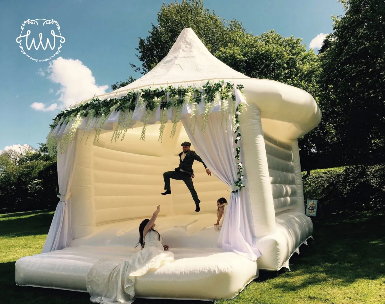 13x13ft kommerzielle Vermietung aufblasbares weißes Hüpfburg-Gebläse-Sprungschloss für Outdoor-Erwachsene-Kinder-Party-Hochzeitsaktivitäten