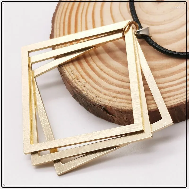 Pendant Necklaces Fashion Original Design Golden Metal Modern Square Necklace For Women Stainless Steel Jewelry Punk Chain Gothic Accessorie