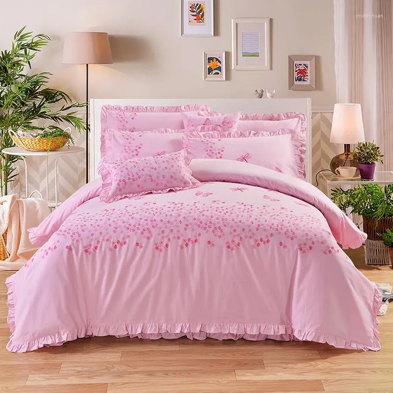Bettwäschesets verdickte gemahlene Baumwolle reine 4-teilige Stickelstee Big Factory Material Pink Sticked Specialbedding
