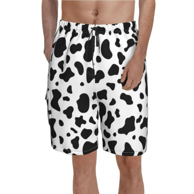 Erkek Şort Siyah Beyaz İnek Baskı Tahtası Trendy Desen Noktalar Hayvan Adam Rahat Plaj Kısa Pantolon Tasarım Büyük Boy Mayo