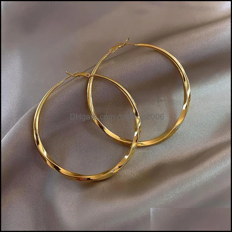 Punk Gold Color Exaggerate Big Circle Hoop Earrings Brincos Simple Party Round For Women Femme Jewelry Wholesale & Huggie