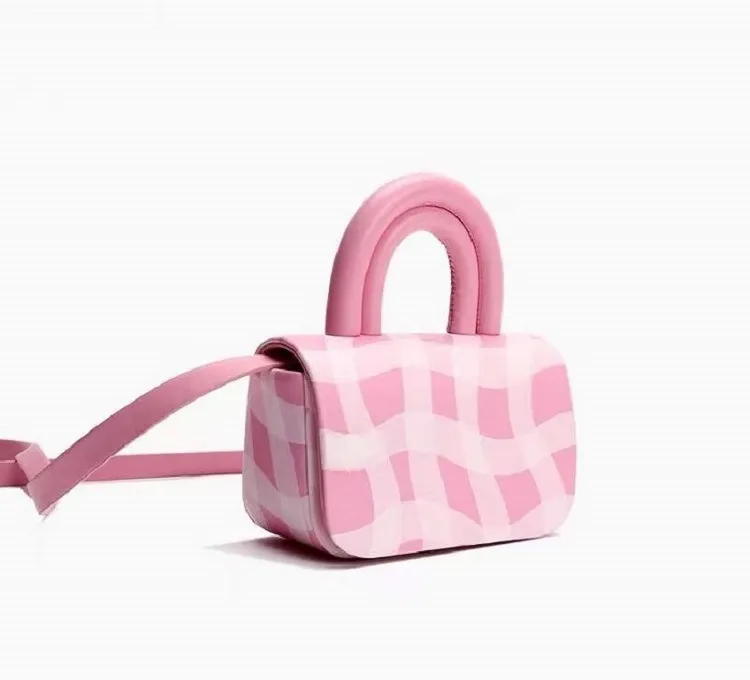 2022 Nieuwe crossbody tassen van hoogwaardige textuur mini handtassen van hoge kwaliteit roze schattige diagonale tas