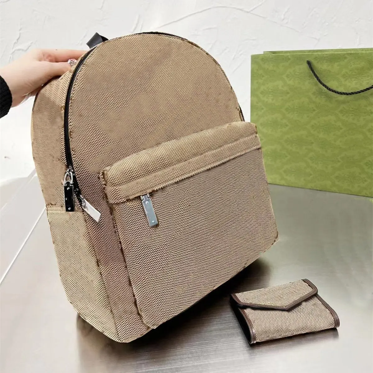 Kvinnors designer ryggsäckar för duk ryggsäck handväska lyxiga skolväskor tonårsflickor klassisk tryckning stor kapacitet hög kvalitet enhet