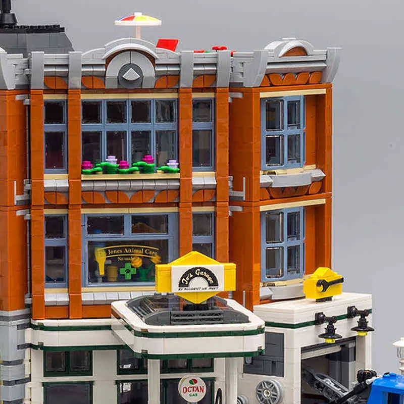 Lepin garage best sale
