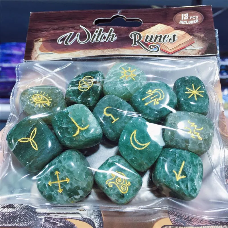 Objetos decorativos Figuras naturais de matriz verde astrologia runas de bruxa runas à mão Símbolos esculpidos Fashion Home Decoration Gifts