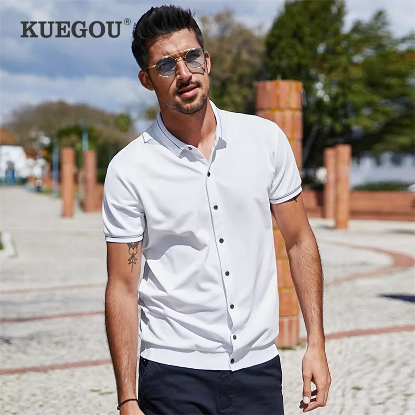 Kuegou Cotton Cardigan Polo Shirt Summer Men's Poloshirt Fashion Extension Men Polo Shirts短袖トッププラスサイズZT-3391 210308